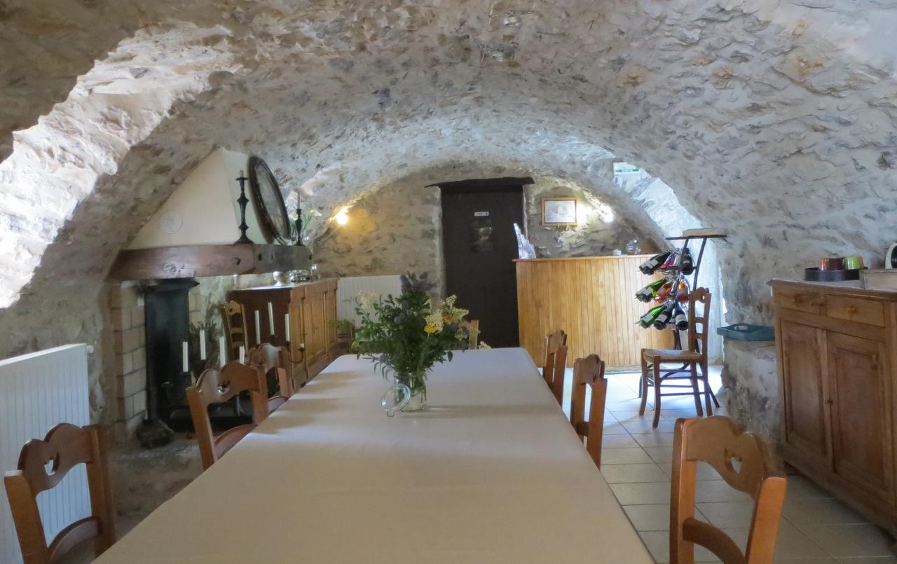 Les Hauts D'Issensac Causse-de-la-Selle Bagian luar foto