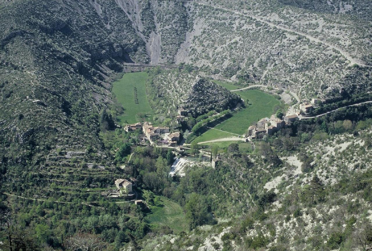 Les Hauts D'Issensac Causse-de-la-Selle Bagian luar foto